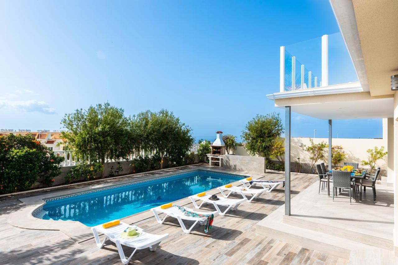 Amazing Villa Medina, Bbq Costa Adeje  Εξωτερικό φωτογραφία