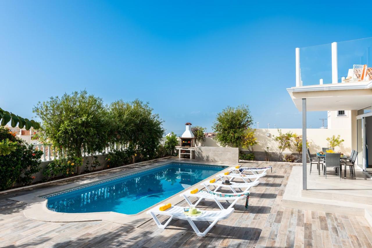 Amazing Villa Medina, Bbq Costa Adeje  Εξωτερικό φωτογραφία